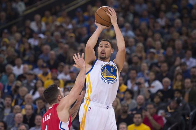  库里常规赛总三分球破千  